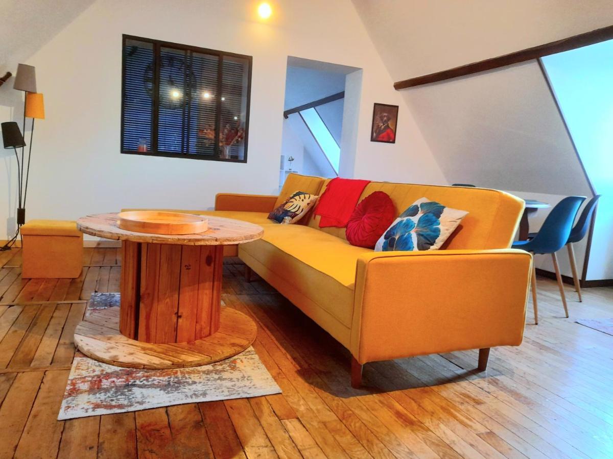 Le Nid D'Hirondelles - Appartement De Caractere Hypercentre Au Calme Бурж Екстер'єр фото